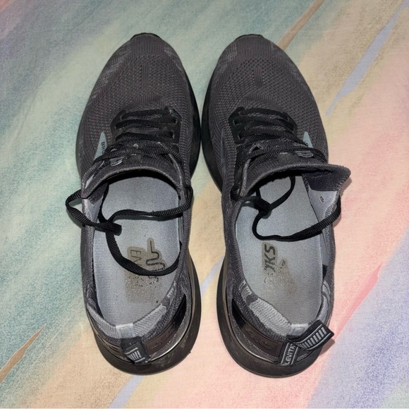 Brooks Levitate 4 Men\'s Running shoes Size 9.5 Gray/Black Athleisure main image 6